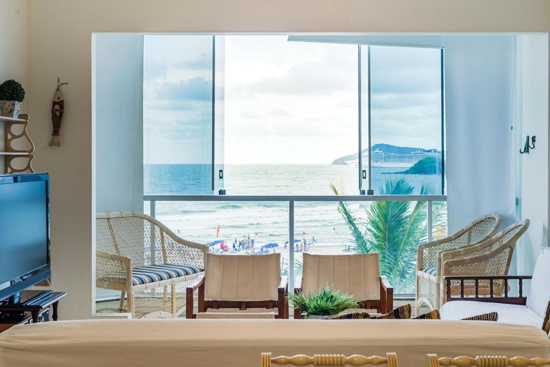 Apto Pe Na Areia Com Linda Vista Frente Mar Cel403 * Balneario Camboriu